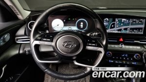 Hyundai AVANTE Inspiration 2021 года из Южной Кореи