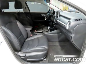 Kia K3 Prestige 2021 года из Южной Кореи