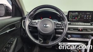 Kia Seltos Бензин 1.6 Turbo 4WD 2020 года из Южной Кореи