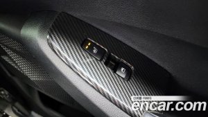 Kia Seltos Бензин 1.6 Turbo 4WD 2020 года из Южной Кореи