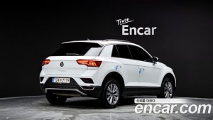 Volkswagen T-Roc 2.0 TDI Style 2021 года из Южной Кореи