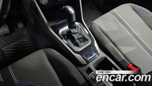 Volkswagen T-Roc 2.0 TDI Style 2021 года из Южной Кореи