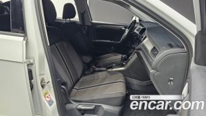 Volkswagen T-Roc 2.0 TDI Style 2021 года из Южной Кореи