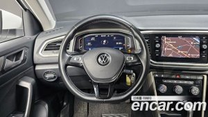 Volkswagen T-Roc 2.0 TDI Style 2021 года из Южной Кореи