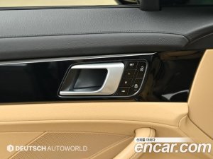 Porsche Panamera 3.0 AWD 2020 года из Южной Кореи