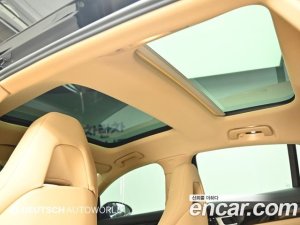 Porsche Panamera 3.0 AWD 2020 года из Южной Кореи