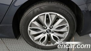 Kia K5 Prestige 2021 года из Южной Кореи
