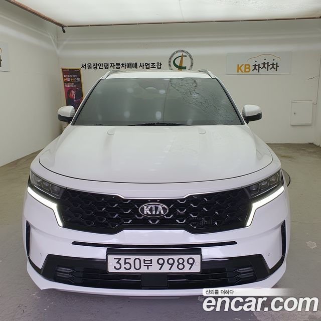 Kia Sorento Дизель 2.2 2WD 2021 года из Кореи