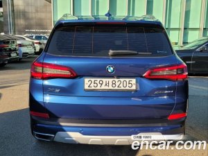 BMW X5 xDrive 30d xLine 2020 года из Южной Кореи