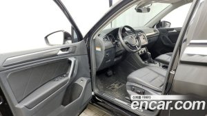 Volkswagen Tiguan 2.0 TDI Premium 2020 года из Южной Кореи