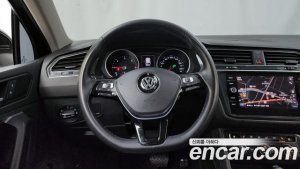 Volkswagen Tiguan 2.0 TDI Premium 2020 года из Южной Кореи