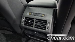 Land Rover Discovery Sport P250 S 2021 года из Южной Кореи