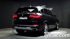 BMW X5 xDrive 30d xLine 2021 года из Южной Кореи