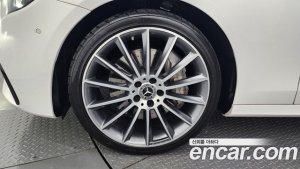 Mercedes-Benz E-Class E350 4MATIC AMG Line 2021 года из Южной Кореи