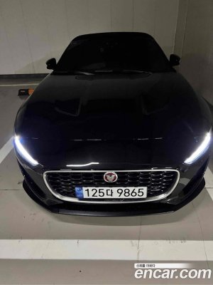 Jaguar F-TYPE P300 Cabriolet 2021 года из Южной Кореи
