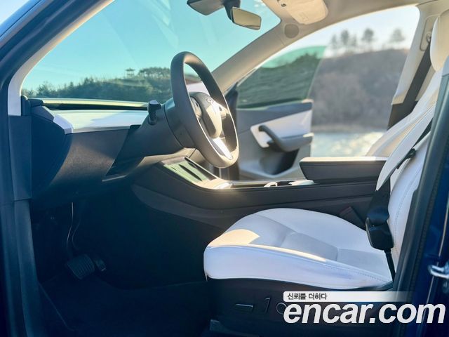 Tesla Model Y LONG RANGE 2021 года из Кореи