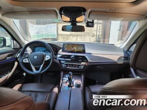 BMW 5-Series 540i xDrive Luxury Plus 2020 года из Южной Кореи