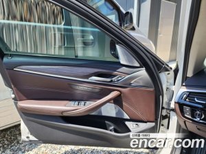 BMW 5-Series 540i xDrive Luxury Plus 2020 года из Южной Кореи