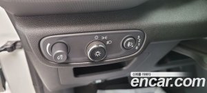 ChevroletGMDaewoo Trailblazer 1.3 Turbo 2WD 2021 года из Южной Кореи