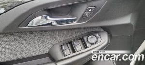 ChevroletGMDaewoo Trailblazer 1.3 Turbo 2WD 2021 года из Южной Кореи