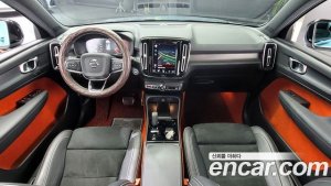 Volvo XC40 B4 R-디자인 2021 года из Южной Кореи