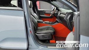 Volvo XC40 B4 R-디자인 2021 года из Южной Кореи