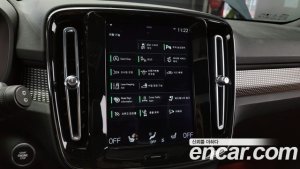 Volvo XC40 B4 R-디자인 2021 года из Южной Кореи