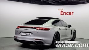 Porsche Panamera 4.0 GTS 2020 года из Южной Кореи