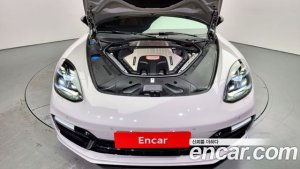 Porsche Panamera 4.0 GTS 2020 года из Южной Кореи