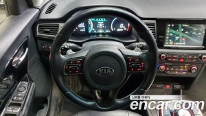 Kia Niro Prestige 2021 года из Южной Кореи