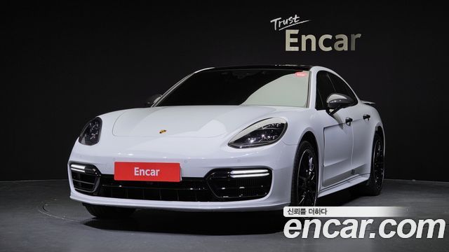 Porsche Panamera 4.0 GTS 2019 года из Кореи
