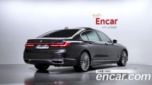 BMW 7-Series 740Li xDrive Design Pure Excellence 2021 года из Южной Кореи