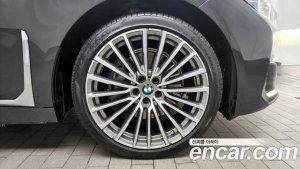 BMW 7-Series 740Li xDrive Design Pure Excellence 2021 года из Южной Кореи