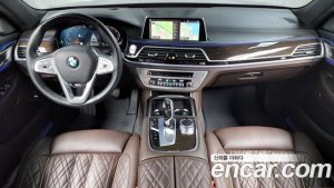 BMW 7-Series 740Li xDrive Design Pure Excellence 2021 года из Южной Кореи