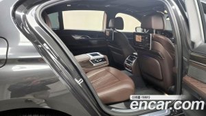 BMW 7-Series 740Li xDrive Design Pure Excellence 2021 года из Южной Кореи