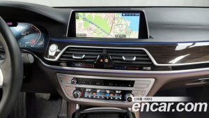 BMW 7-Series 740Li xDrive Design Pure Excellence 2021 года из Южной Кореи