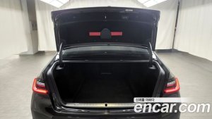BMW 7-Series 740Li xDrive Design Pure Excellence 2021 года из Южной Кореи