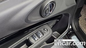 Mini Clubman High 2020 года из Южной Кореи