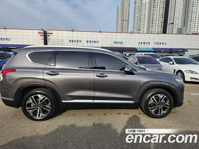 Hyundai Santafe Дизель 2.0 2WD 2020 года из Кореи