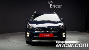 Kia Niro 1.6 HEV 2020 года из Южной Кореи