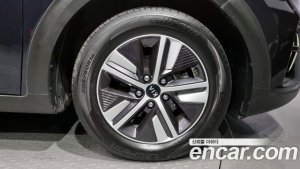 Kia Niro 1.6 HEV 2020 года из Южной Кореи