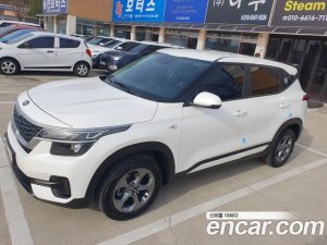 Kia Seltos Дизель 1.6 2WD 2022 года из Южной Кореи