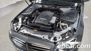 Mercedes-Benz E-Class E250 Exclusive 2021 года из Южной Кореи