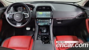 Jaguar F-PACE 20d Chequered Flag Edition 2020 года из Южной Кореи