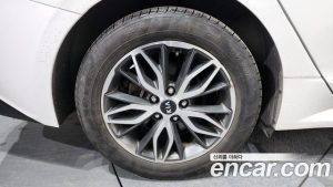 Kia K5 1.6 Turbo 2020 года из Южной Кореи