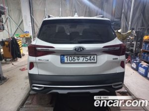 Kia Seltos Бензин 1.6 Turbo 2WD 2022 года из Южной Кореи