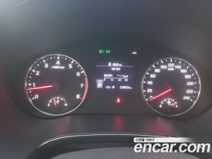 Kia Seltos Бензин 1.6 Turbo 2WD 2022 года из Южной Кореи