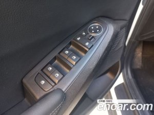 Kia Seltos Бензин 1.6 Turbo 2WD 2022 года из Южной Кореи