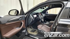 BMW X4 xDrive20d M Sport X 2021 года из Южной Кореи