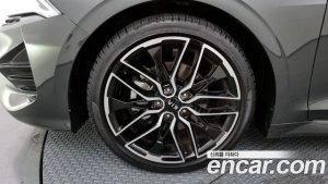 Kia K5 1.6 Turbo 2021 года из Южной Кореи